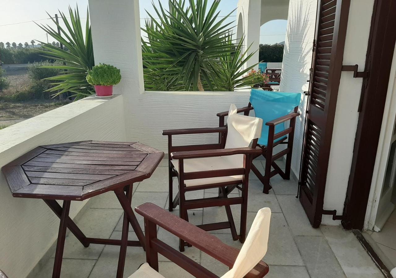Joanna'S Rooms On The Beach Plaka  Ngoại thất bức ảnh