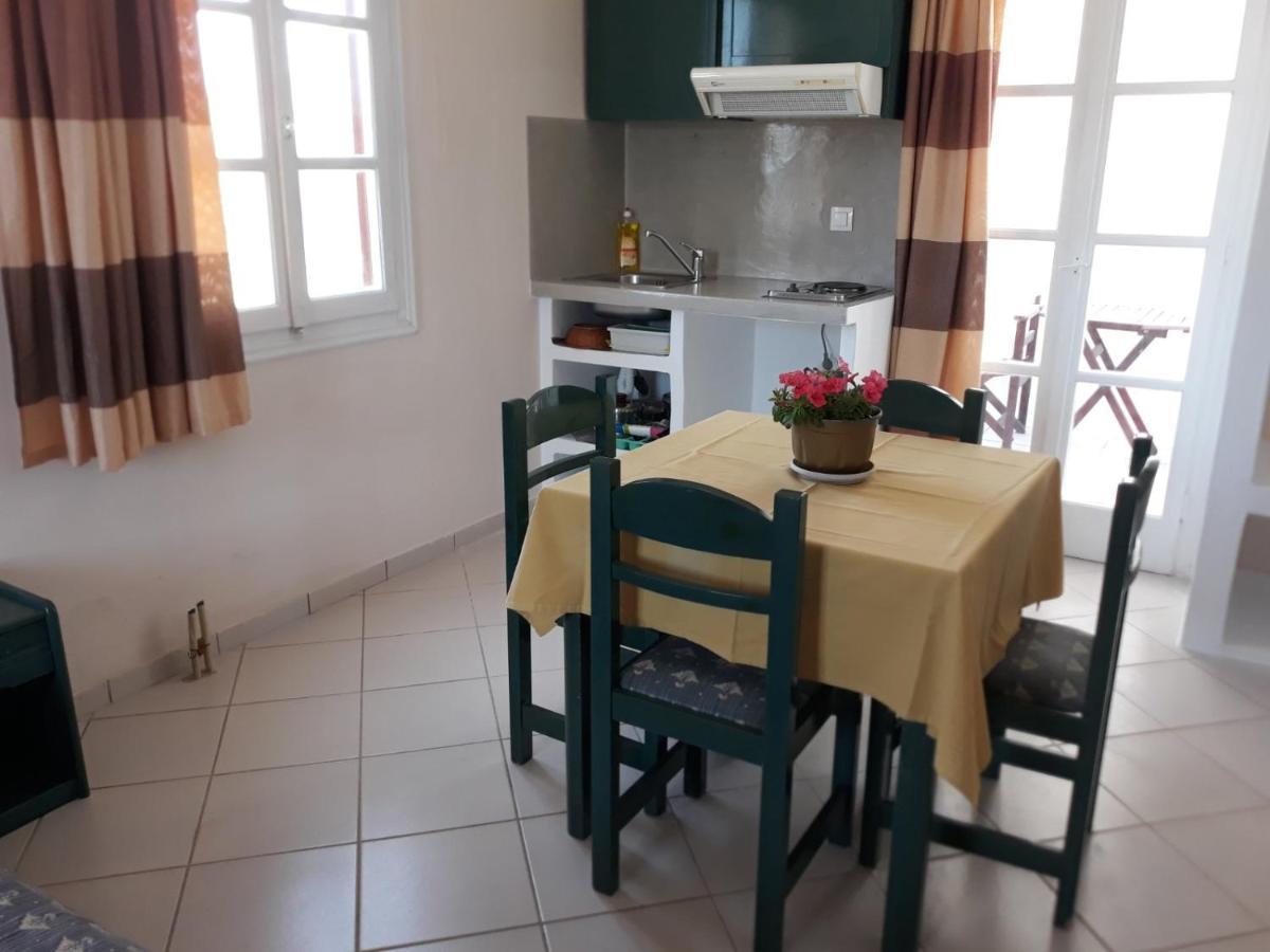 Joanna'S Rooms On The Beach Plaka  Ngoại thất bức ảnh