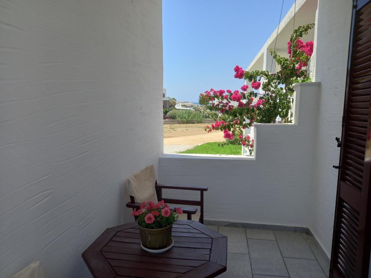 Joanna'S Rooms On The Beach Plaka  Ngoại thất bức ảnh