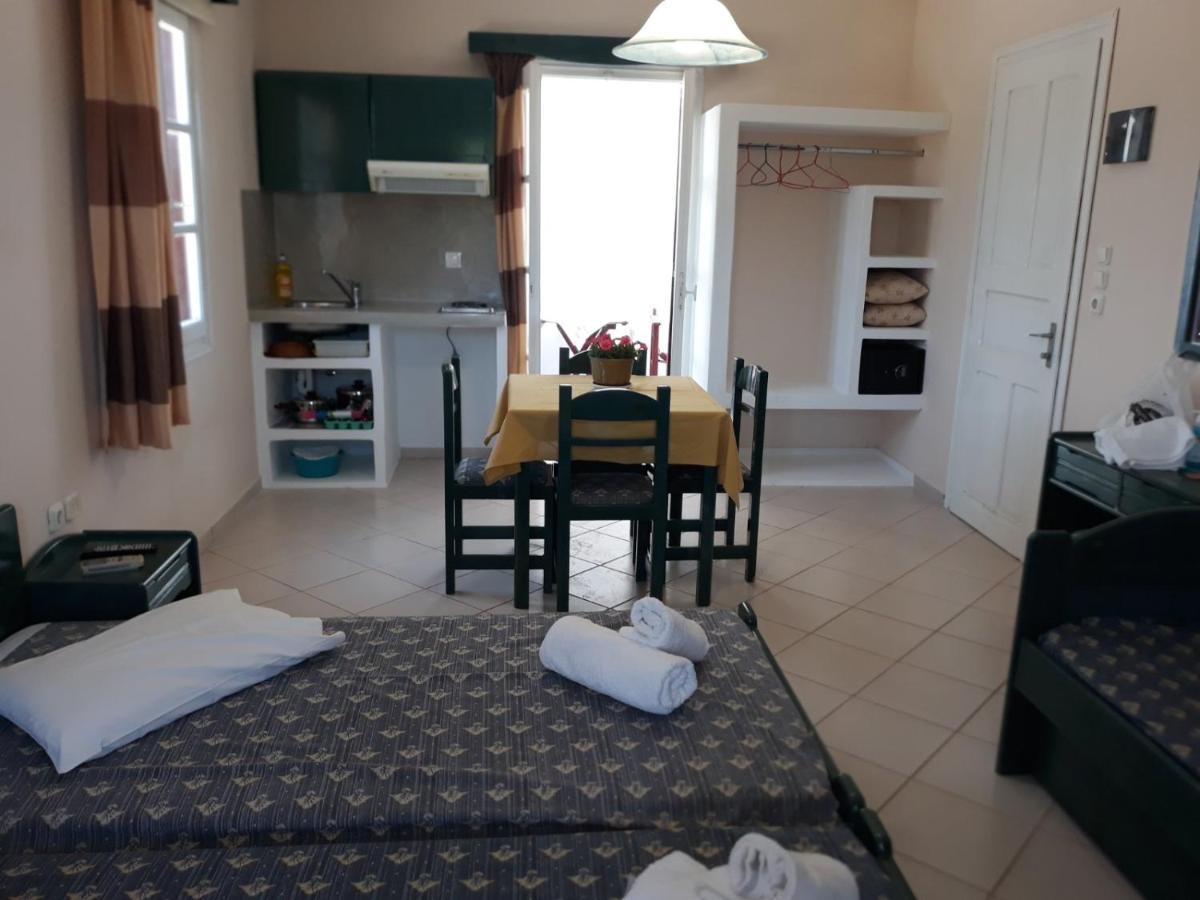 Joanna'S Rooms On The Beach Plaka  Ngoại thất bức ảnh