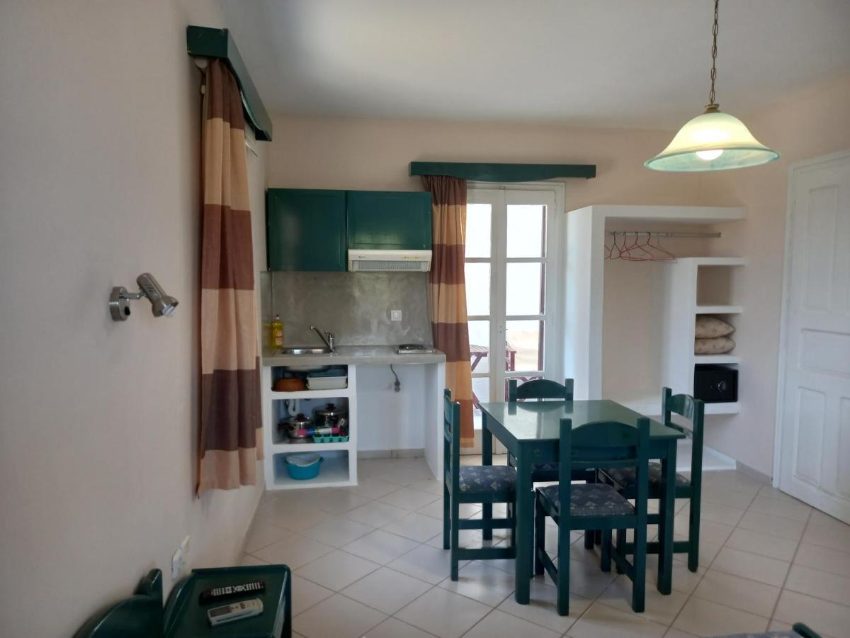 Joanna'S Rooms On The Beach Plaka  Ngoại thất bức ảnh