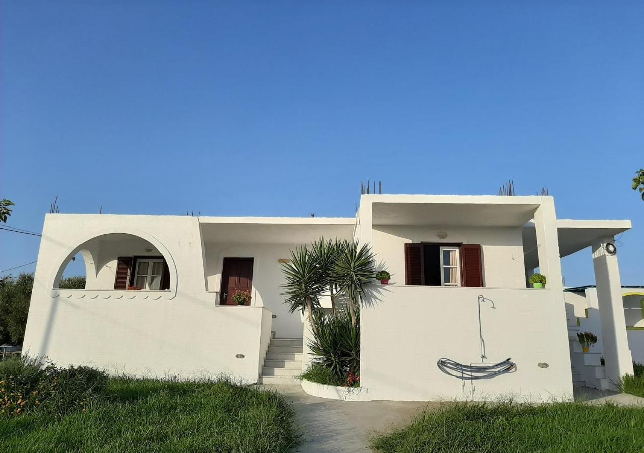 Joanna'S Rooms On The Beach Plaka  Ngoại thất bức ảnh