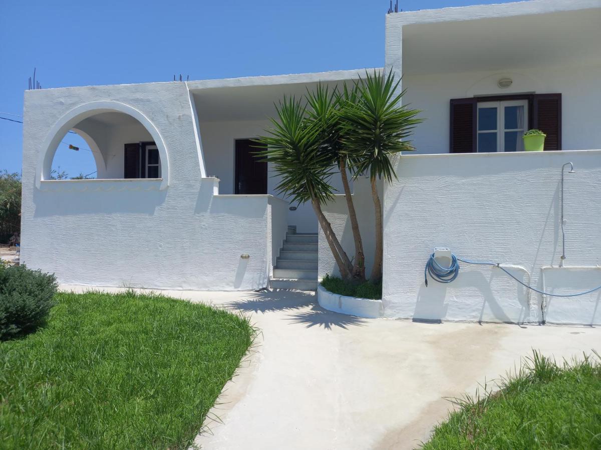 Joanna'S Rooms On The Beach Plaka  Ngoại thất bức ảnh